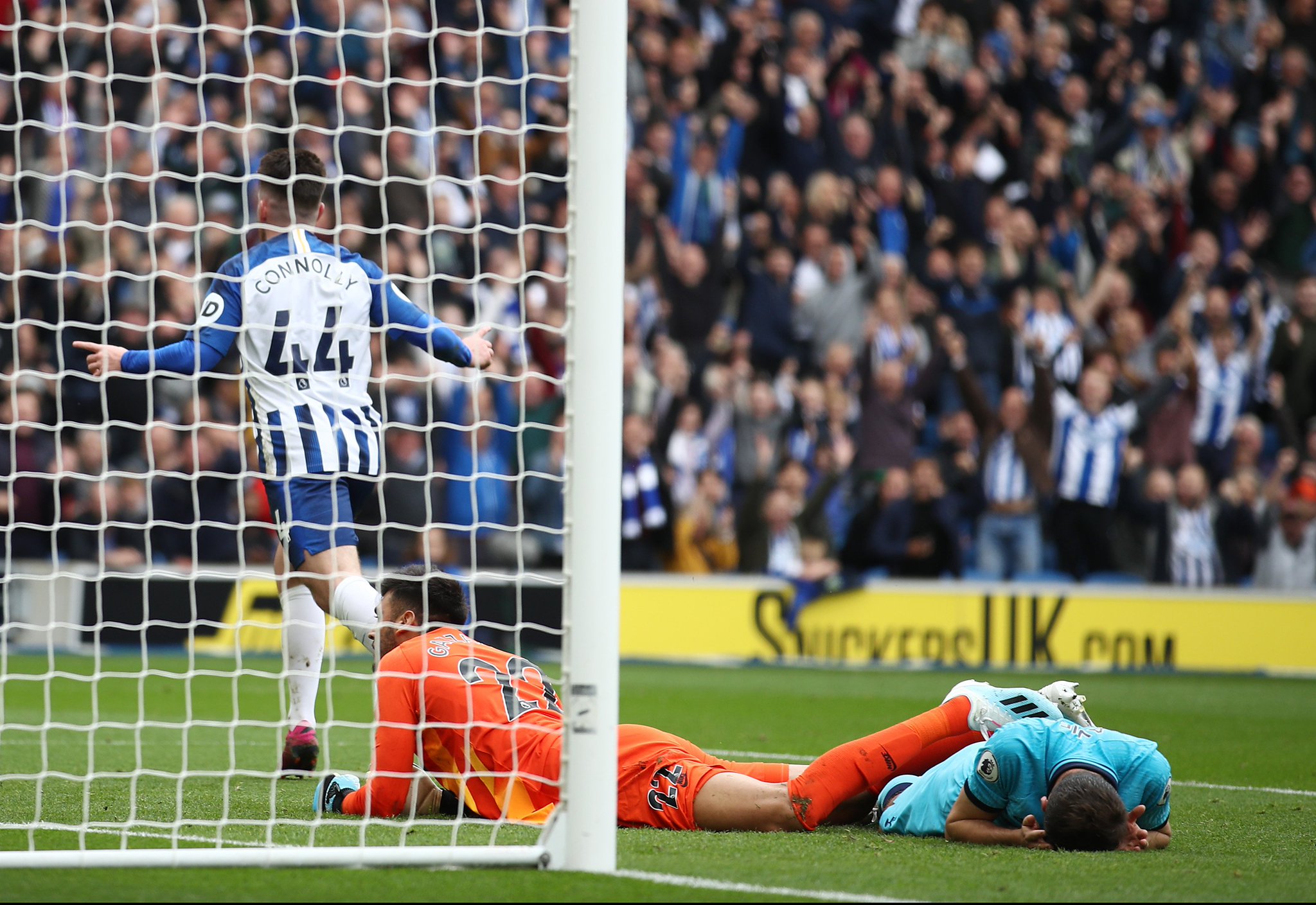 轻人投身于 轻人投身于